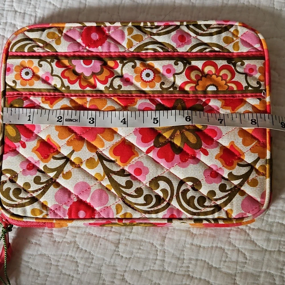 Vera Bradley Folkloric Floral Tablet Sleeve Travel Vacation NWT